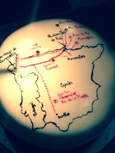birthday cake with spanish and portuguese map t20 GGXrJo