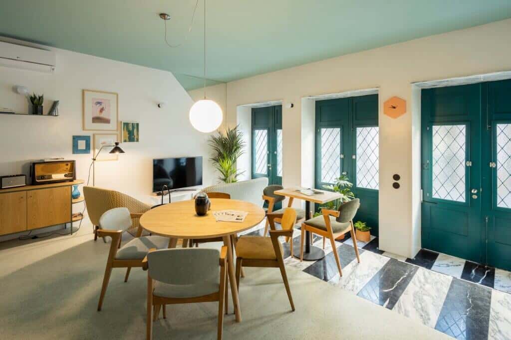 Covelo The Original Rooms & Suites